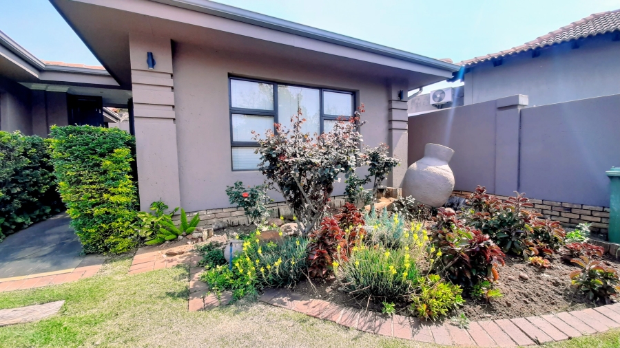 4 Bedroom Property for Sale in Pecanwood Estate North West